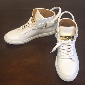 Buscemi White Embossed Pebble Leather Sneaker